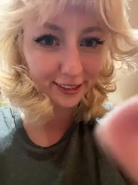 RonnieKiss live