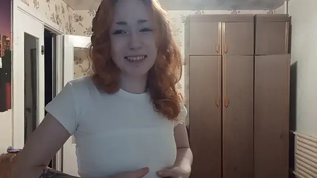 YaniraHeneisen live