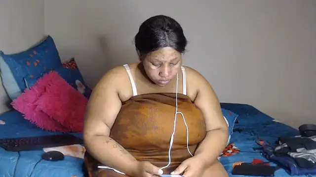 PIXIEBITCHXXX26 live
