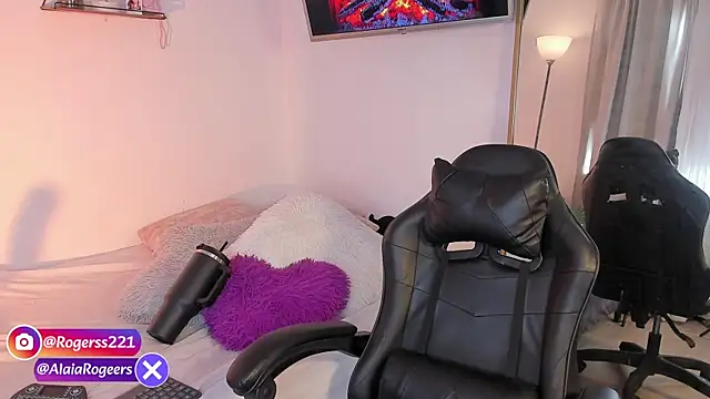 AlaiaRogers live