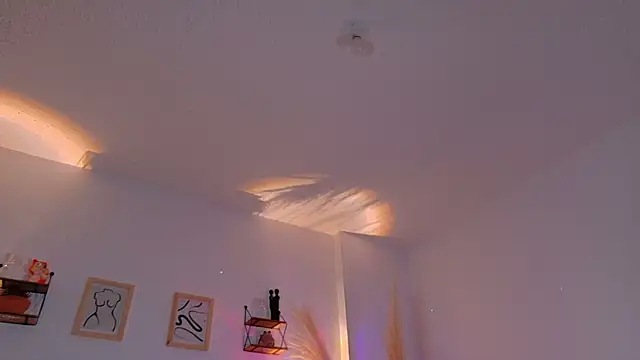 _Emmakiss_ live