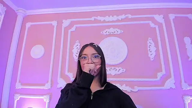 NinaSinclair live
