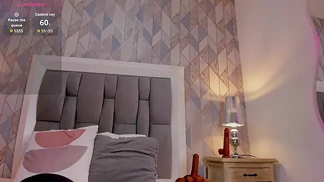zharia_lux_25 live