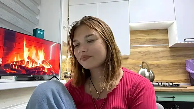 Karolinefrog live