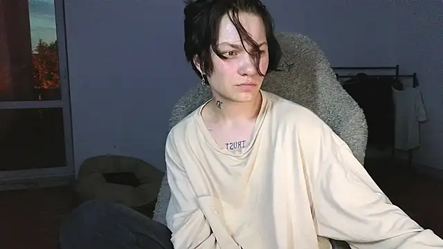 esajukyy live