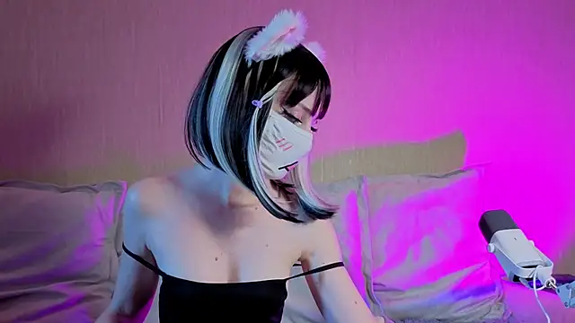 LunaNyanmi live