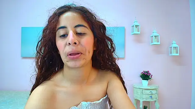 scarlett_clyde live