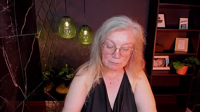 NataliMellow live