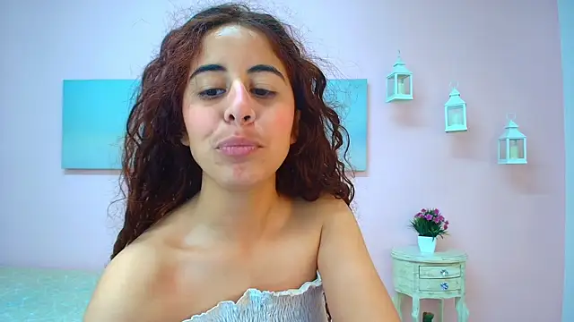 scarlett_clyde live