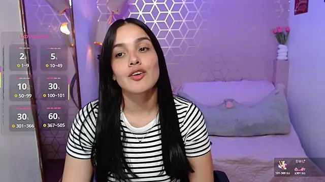Victoria_Pivet live