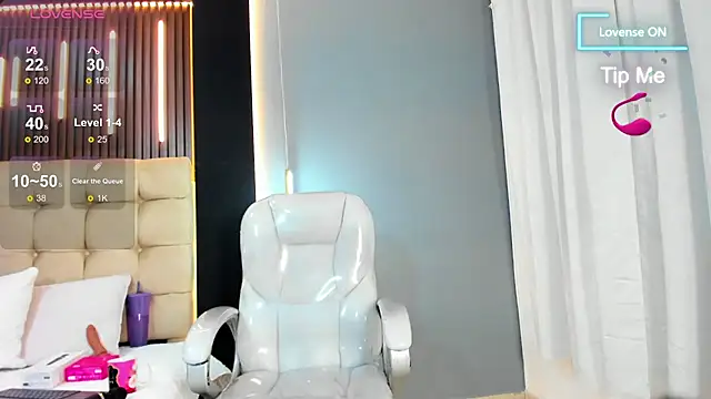 Amara_lune live