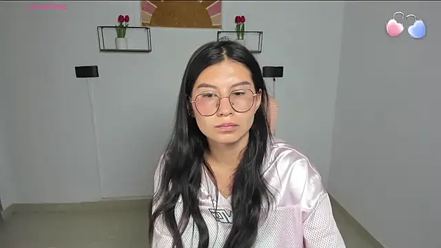 emily_villamil live