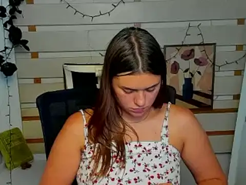 Josephine_Kiss live