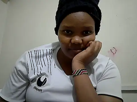 QueenAtynat live