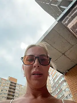 LisaMurr live