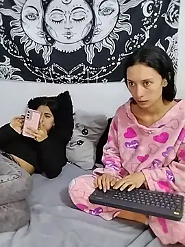 abby_n_emily live