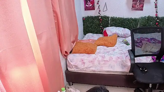 thianahorny live