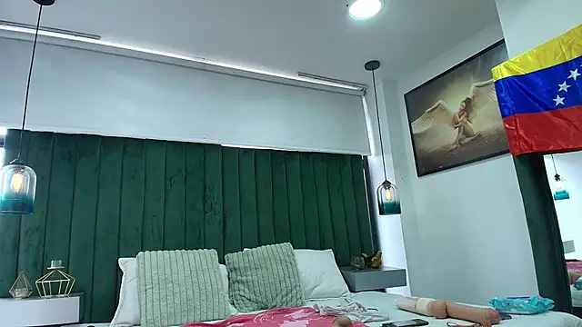girl_amada live