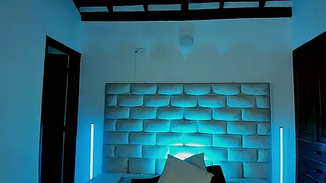 HollyGrey_ live