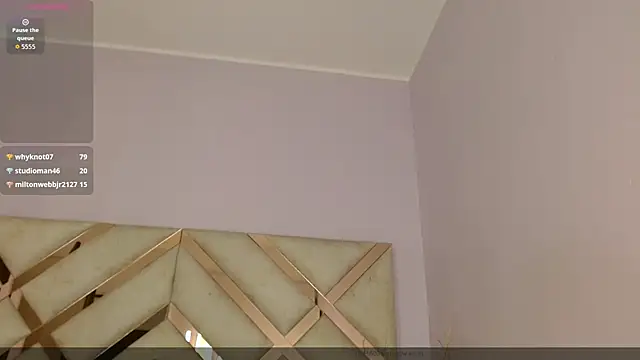 Maiacharris_ live