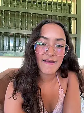 SaraZuletaa live