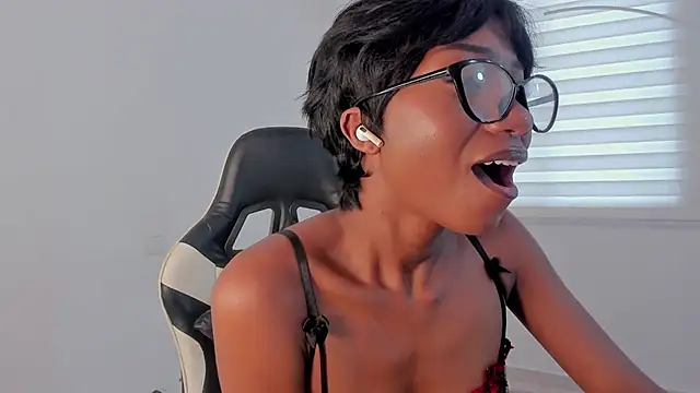 SavannahWildee live