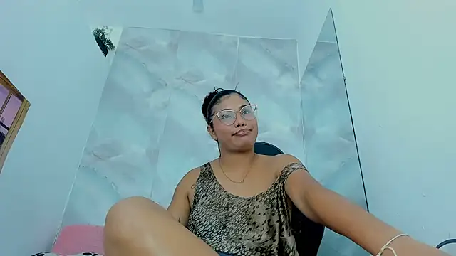 EllyBloom live