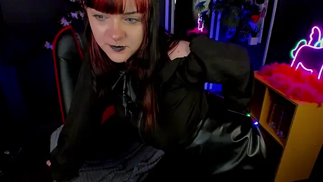 EsterTwilight live