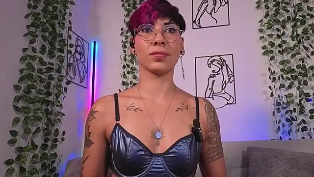 MiaMorgan_ live