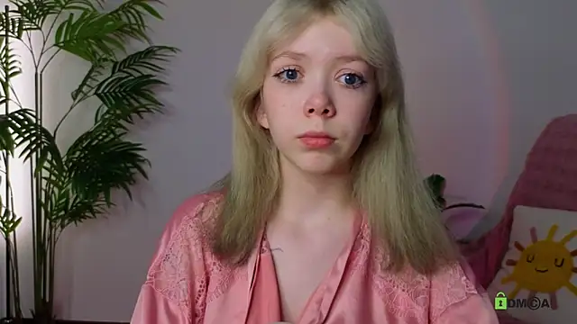 Rochelle_kitty live