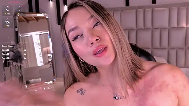 HaleyGreen1 live