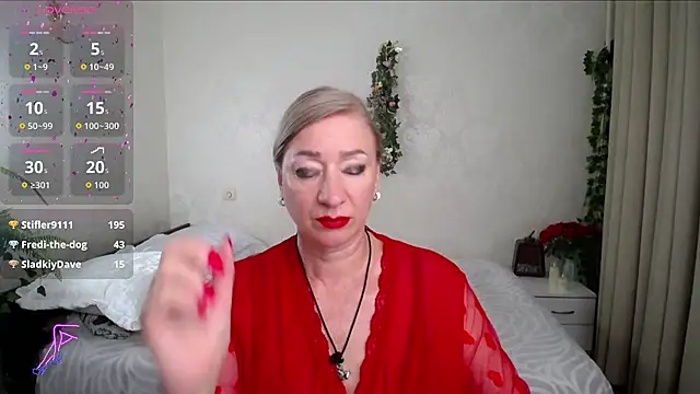 hunters_woman live