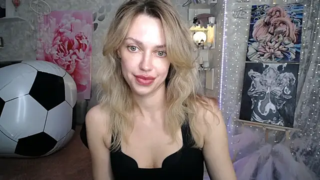 NickyAdamidi live