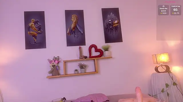 Sophia_brunette_02 live