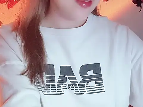Lucy6868 live