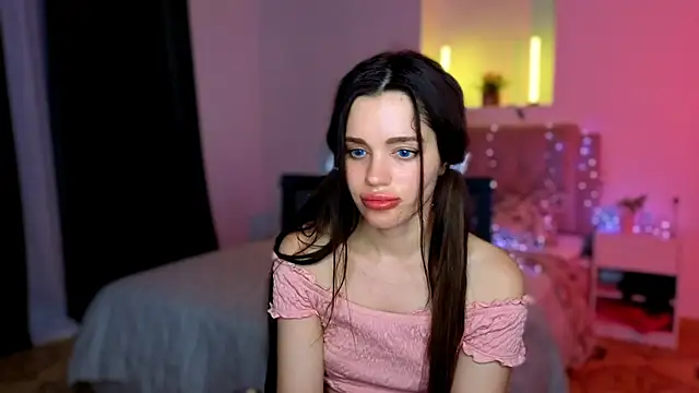 Little_cuti1e live