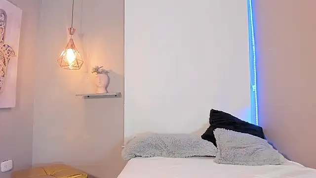 Scarlet_Vixen_ profile