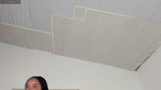 Sophia_Ebony live