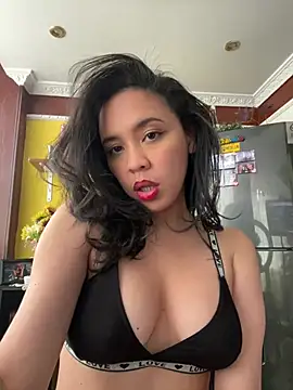 Esmerald_1111 live