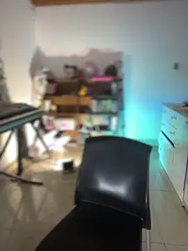 NikkiNix live