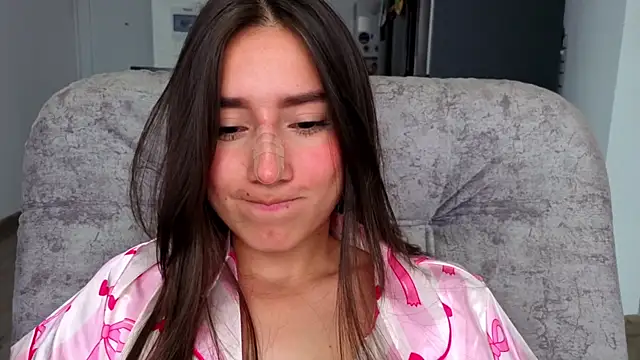 Adhara_Kitten live