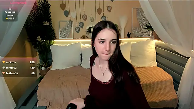 Maya_Winters live
