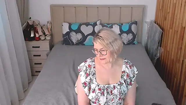 sabrinamacmarren live