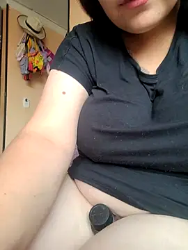CurvyMilen live