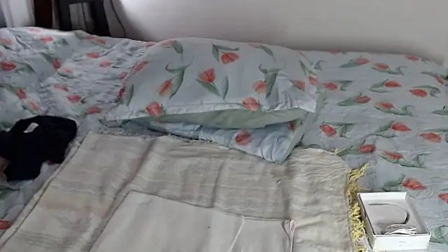 Chantal_hott live