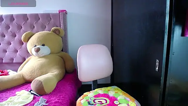 kattybbwbigboobs_ live