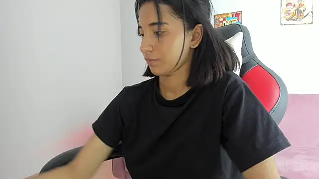 Emily_bruss live