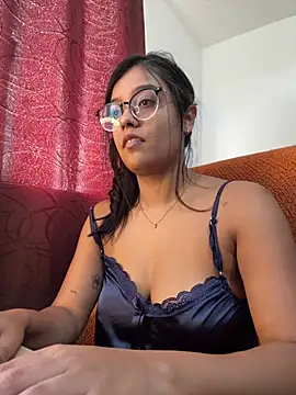 Camila_Bustamante live