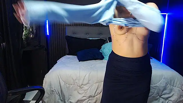 Sophia_w_ live