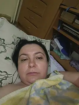 EmmaEmmy40 live